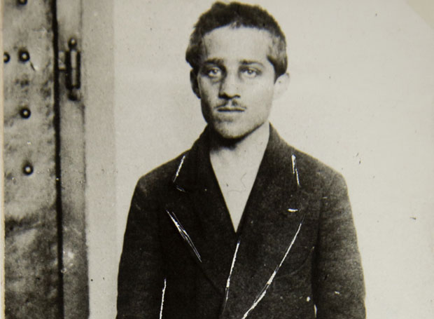 Принципова митска и  узвишена судбина